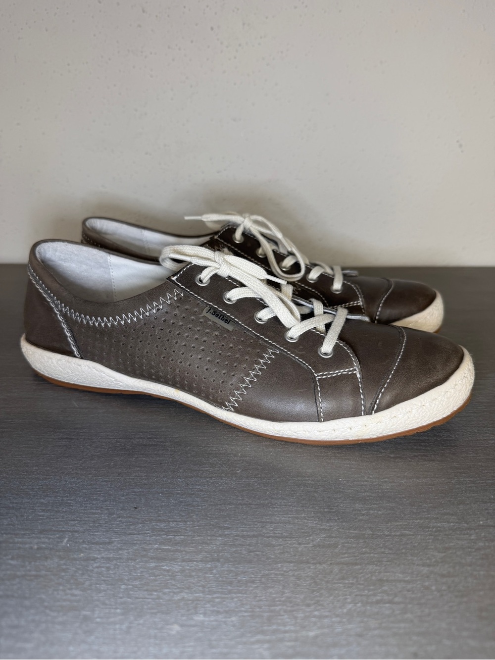 Josef Seibel Caspian Pewter Leather Sneakers Women’s Size 42 EU US 11 New